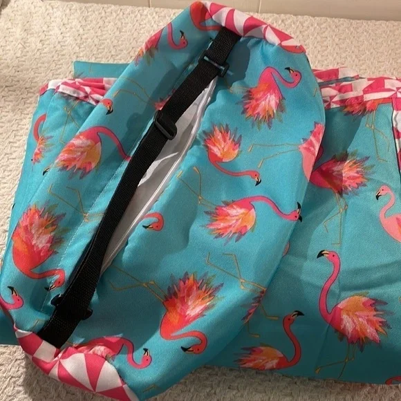 Cynthia Rowley Flamingo and Geometric Picnic Beach Blanket Matching Carry Bag - Picture 4 of 8